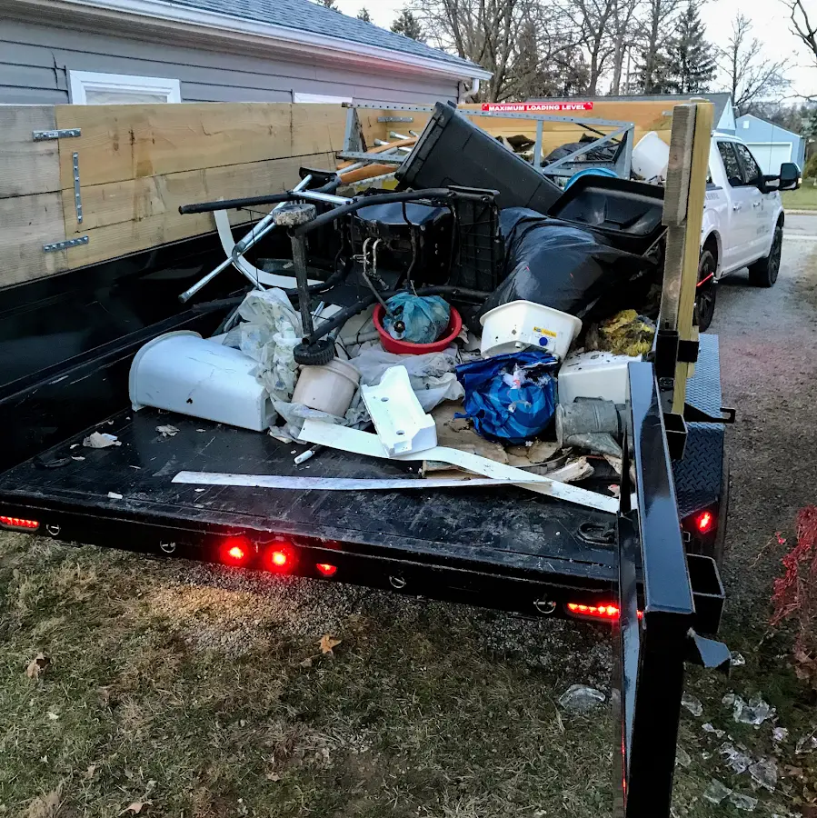 Roll-off dumpster delivered to a residential driveway in Skippack